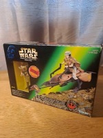 Star Wars The Power Of The Force Moto Speeder Bike With Princess Leia Organa In Endor, Star Wars The Power Of The Force Moto Speeder Bike With Prince'S Leia Organa In Endor, Leia Ejects To Safety As Chassis Explodes. Hasbro #69727
