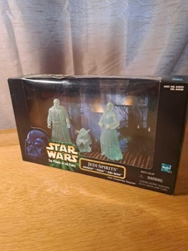 Star Wars The Power Of The Force Jedi Spirits Anakin, Yoda, Obi-Wan, Star Wars The Power Of The Force Jedi Spirits&acirc;&nbsp;Anakin, Yoda, Obi-Wan, 3 Figures Inside. Hasbro #84058