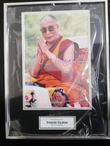 Tenzin Gyatso Signed And Framed Dalai Lama Display Coa