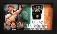 Conor Mcgregor Signed And Framed Glove Certificate of Aucthenticity