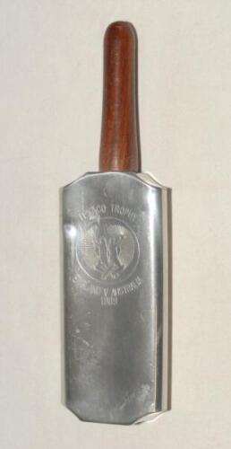 Ian Botham. Pewter cricket bat shaped hip flask, the handle being made of wood, presented to Ian Botham as a member of the England team who played in the One Day International series against the Australians in 1989. The hip flask, with engraved inscriptio