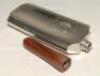 Ian Botham. Pewter cricket bat shaped hip flask, the handle being made of wood, presented to Ian Botham as a member of the England team who played in the One Day International series against the Australians in 1989. The hip flask, with engraved inscriptio - 4