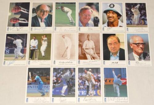 England. Classic Cricket Cards E.C.B. ‘International Cricketers’ series. Thirty one cards of England players, umpires, commentators, officials etc., each signed by the featured player, some with facsimile signatures. Signed card numbers are 95 A. & E. Bed