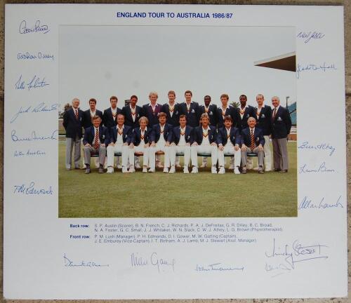 England tour to Australia 1986/87. Official colour photograph of the England touring party, seated and standing in rows, wearing tour blazers. Printed title and players’ names to borders. Nicely signed in blue ink by all seventeen members of the touring p