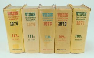 Wisden Cricketers’ Almanack 1971 to 1975. Original hardback editions with dustwrapper. Age toning, tears and splitting to folds of the dustwrapper, the 1975 edition ex-libris otherwise in good condition