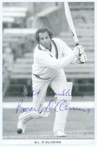 Basil Lewis D&rsquo;Oliveira. Worcestershire, Eastern Province & England 1964-1980. Mono postcard of D&rsquo;Oliveira in batting action, signed to the front by D&rsquo;Oliveira. J/V Cricket Series Set 2. Very good condition. Sold with an official Order of Service of Thanks