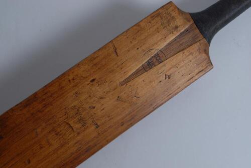 A Jack Hobbs ‘Oval’ bat 1922. The Harrow sized bat face impressed to both shoulders ‘Jack Hobbs Ltd, 59 Fleet Street, London’, across the splice in a roundel ‘Specially Selected’, and below at an angle ‘The Oval’, ‘Specially Selected’ and the impressed si