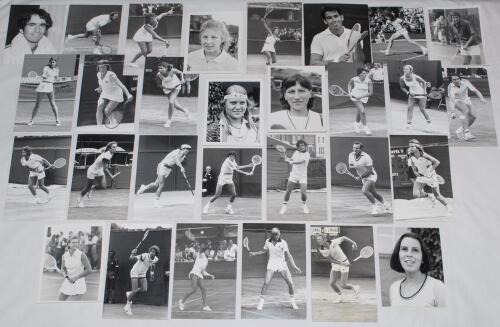 International tennis players 1970s. Twenty nine original mono press photographs of players, the majority in match action with some portraits. Players include Brian Gottfried, Marita Redondo, Peter Fleming, John Lloyd, Frew McMillan, Tim Gullikson, Maria B