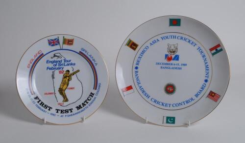 Sri Lanka v England &lsquo;First Test Match. 100 Years&rsquo;. Rare commemorative plate, by Lanka Porcelain, produced to mark the first Test match between Sri Lanka and England, played at Colombo 17th-22nd February 1982. 8&rdquo; diameter. Sold with a larger plate commemor