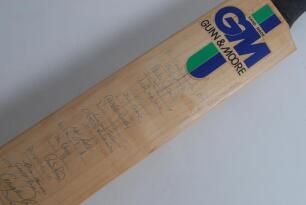 Australia v England Bi-Centennial Test Match, Sydney 1988. Gunn & Moore &lsquo;Maxi&rsquo; cricket bat signed to the face by sixteen of the England and twelve members of the Australian teams. Signatures include Gatting, Emburey, Radford, Athey, French, Dilley, Capel,