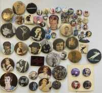 DAVID BOWIE BADGES