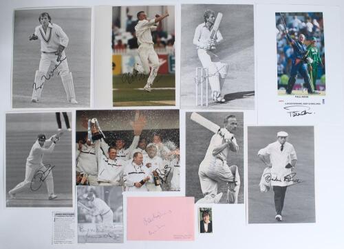 Midlands county cricket 1950s-2000s. A selection of over one hundred original colour and mono press photographs, cuttings, player cards etc. covering Leicestershire, Northamptonshire, Warwickshire and Worcestershire. A good number of items signed includin