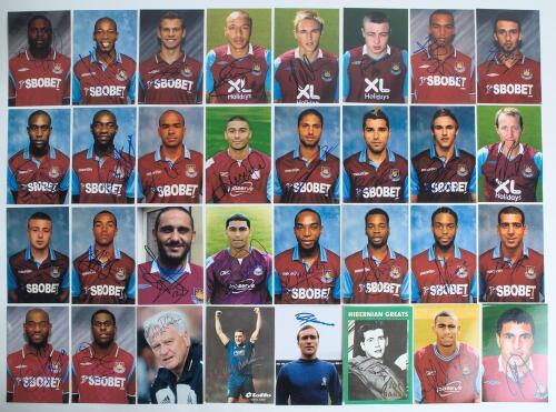 Football signed player photographs. A large selection of over seventy mainly modern colour player profile photographs, each signed by the featured player. Signatures include Bobby Robson, Vinnie Jones, Ron Harris, and a signed &lsquo;Hibernian Greats&rsquo; postcard 