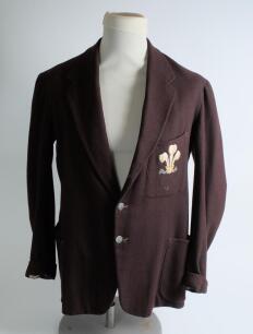 Spencer Allen Block. Surrey C.C.C. 1928-1933. Surrey brown blazer, by Jack Hobbs of Fleet Street, with raised embroidered emblem of the Prince of Wales feathers to breast pocket, worn by Block during his short first class playing career. The blazer a litt
