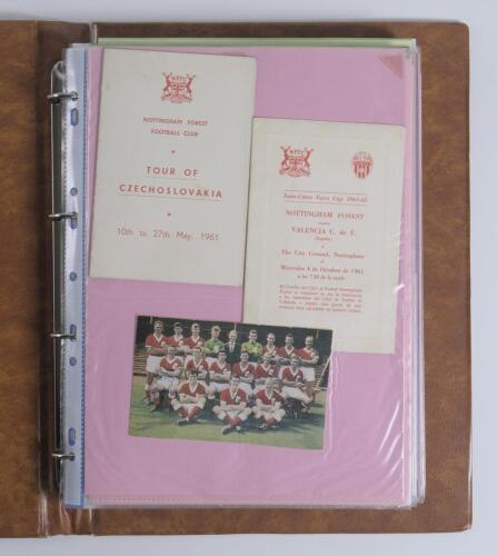 Nottingham Forest Football Club 1960/61 to circa 1974/75 seasons. From the Collection of James Wilmer. Brown file containing press photographs, copy images, signed press cuttings, signed press photographs, postcards, trade cards, signed and unsigned, of t