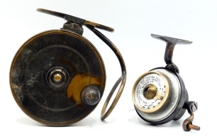 An Illingworth No.3 threadline casting reel, bronzed exposed gearing, finger pick-up bail, graduated spool mounted tension adjuster, lacking handle, circa 1918 and a Malloch brass 4" side casting reel, spring locking swivelling brass foot with integral li