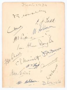 Kent C.C.C. 1934. Album page very nicely signed in ink by fifteen members of the Kent team. Signatures include Chapman (Cpt), Woolley, Ashdown, D. Wright, Ames, Todd, Akers-Douglas, Chalk, J.G.W. Davies, Fagg, Levett etc. Bill Ashdown has signed the page 