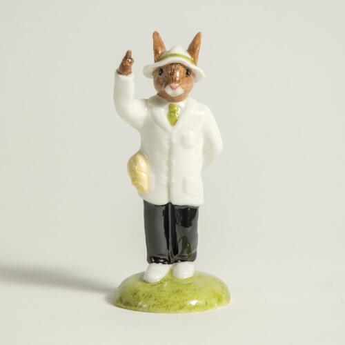 &lsquo;Umpire Bunnykins&rsquo;. Handmade and decorated ceramic Bunnykins figure of an umpire signalling &lsquo;out&rsquo;. Series no. DB360, produced by Royal Doulton 2004. Limited edition no. 556 of 1000 pieces. 4.5&rdquo; tall. VG