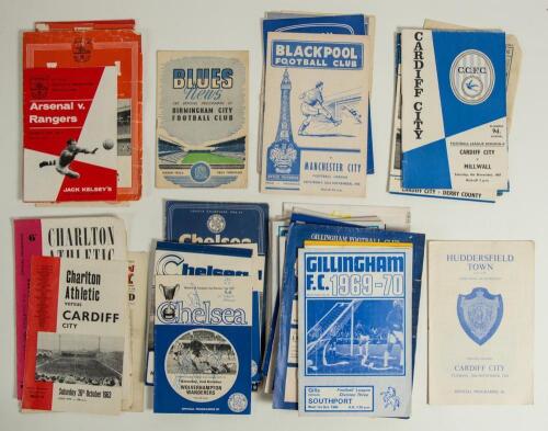 English Club programmes 1945/46-1971/72. A collection of over seventy official programmes, the majority for Football League with some Cup matches. Teams included are Arsenal (Qty 7) including Jack Kelsey Testimonial, Arsenal v Rangers 20th May 1963, Birmi
