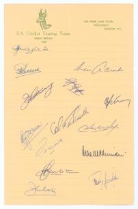 South Africa tour to England 1960. Official &lsquo;South African Cricket Touring Team, Park Lane Hotel&rsquo; autograph sheet, very nicely signed in ink by fourteen playing members of the touring party. Signatures are McGlew (Captain), Goddard, Adcock, Pothecary, Gri